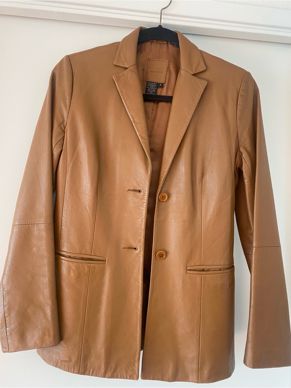 BCBG Max Azria cognac Leather Blazer Jacket Womens Size 4 Fitted Classic